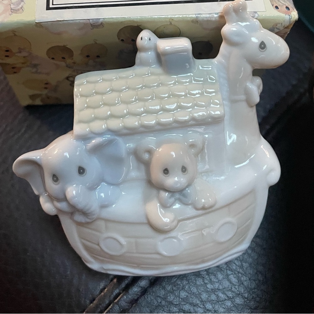Precious Moments Noah’s Ark Mini NightLight